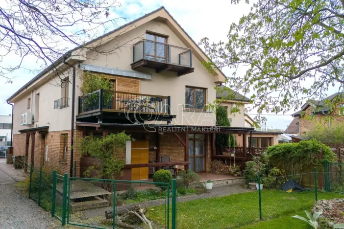 Prodej bytu 3+kk, Dolní Břežany, 135 m2