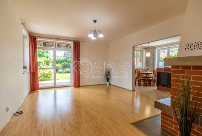 Prodej bytu 4+kk, Dolní Břežany, 135 m2