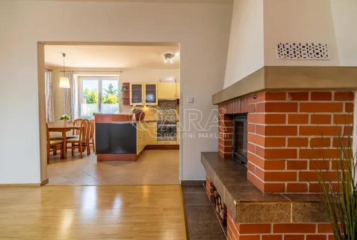 Prodej bytu 4+kk, Dolní Břežany, 135 m2