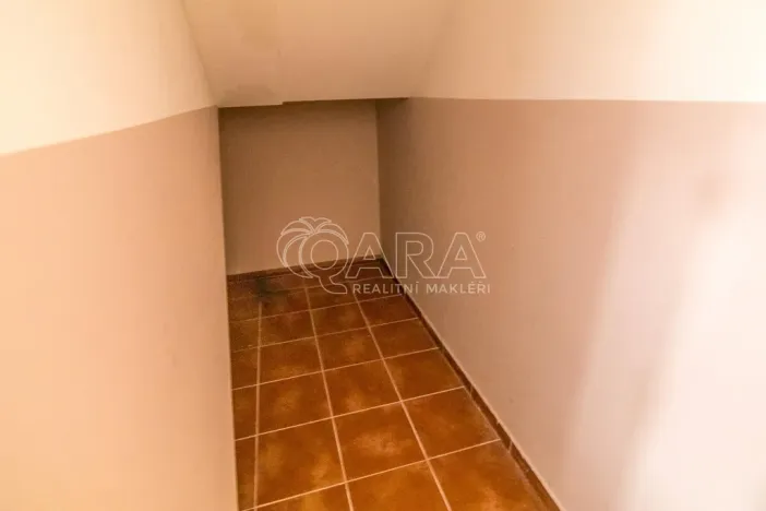 Prodej bytu 4+kk, Dolní Břežany, 135 m2