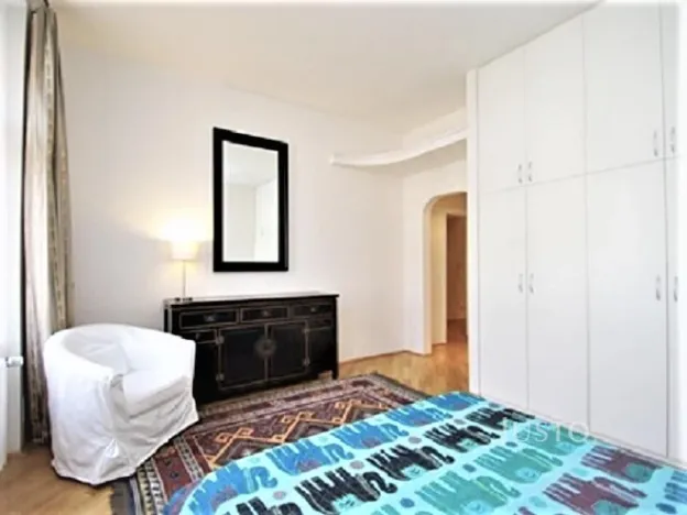 Pronájem bytu 3+1, Praha, Janáčkovo nábřeží, 83 m2