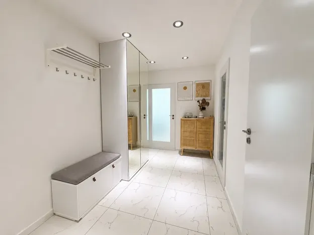 Pronájem bytu 3+kk, Praha - Podolí, Jeremenkova, 72 m2