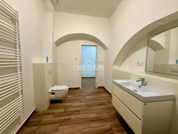Pronájem bytu 2+kk, Kadaň, Mírové náměstí, 59 m2
