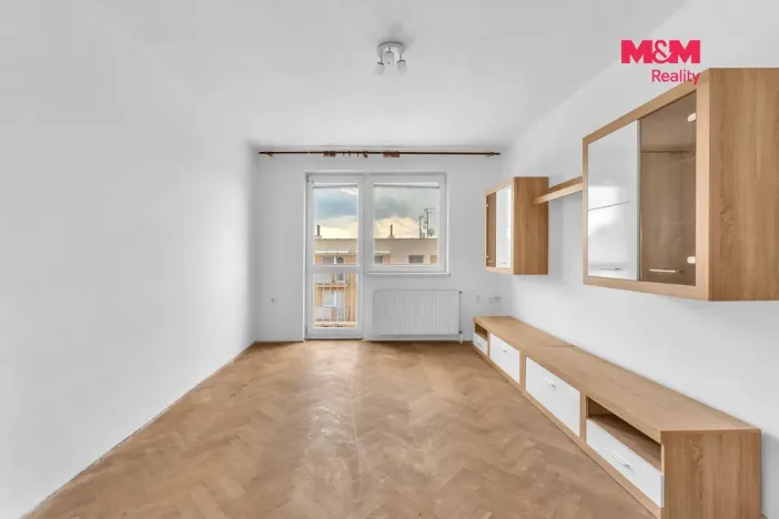 Prodej bytu 3+1, Dvůr Králové nad Labem, Karolíny Světlé, 74 m2