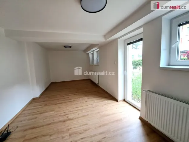 Pronájem bytu 1+1, Ústí nad Labem - Svádov, Chotkova, 40 m2