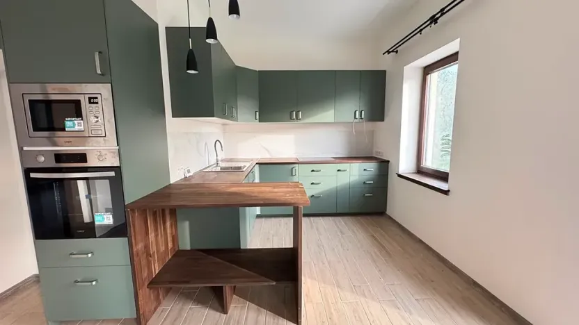 Pronájem rodinného domu, Horoměřice, Švejkova, 180 m2