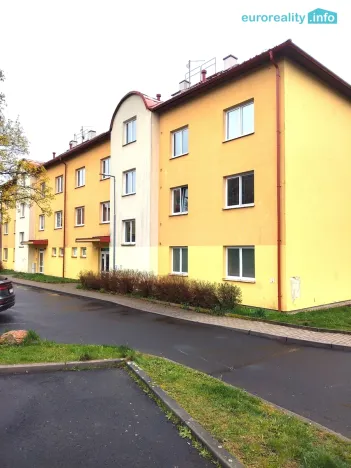 Prodej bytu 2+1, Habartov, Karla Čapka, 72 m2