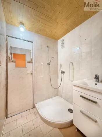 Prodej bytu 2+1, Osek, Hrdlovská, 61 m2