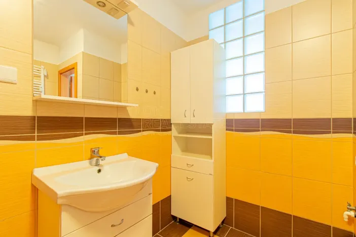 Prodej bytu 3+1, Písek, Sovova, 96 m2