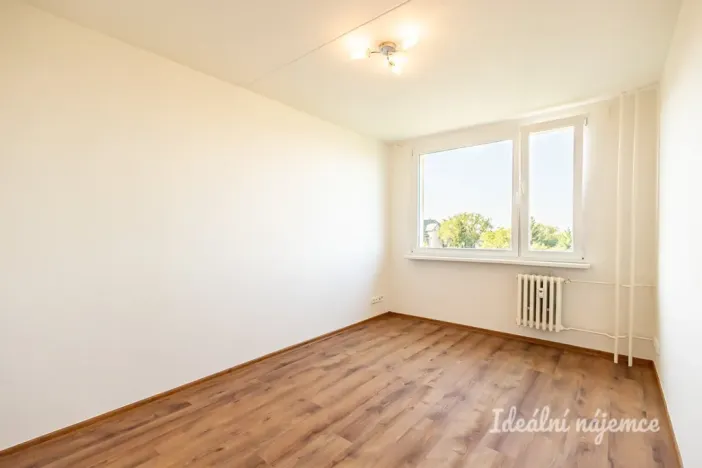Pronájem bytu 3+1, Praha - Horní Měcholupy, Veronské nám., 68 m2