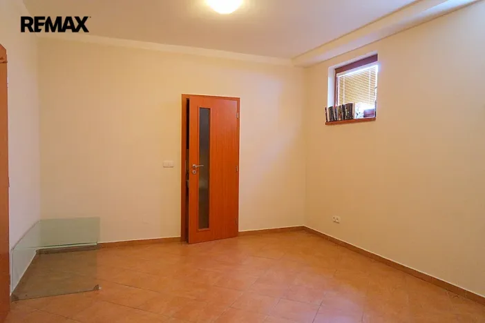Prodej obchodního prostoru, Třebechovice pod Orebem, Pardubická, 293 m2