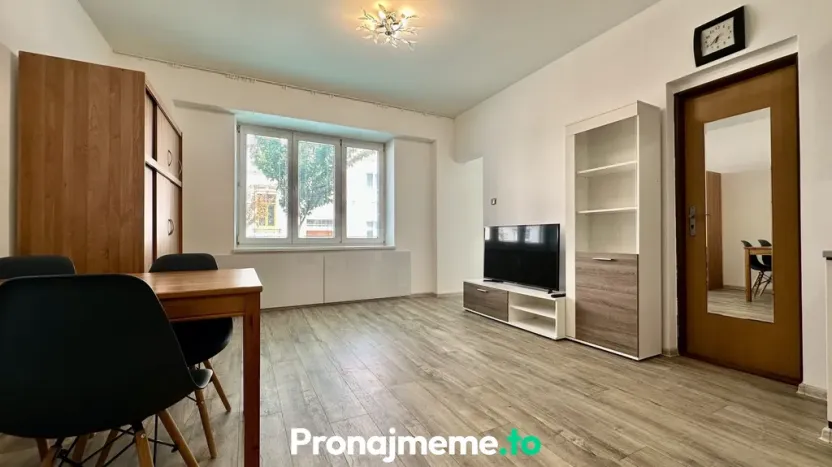 Pronájem bytu 2+kk, Znojmo, Palackého, 36 m2