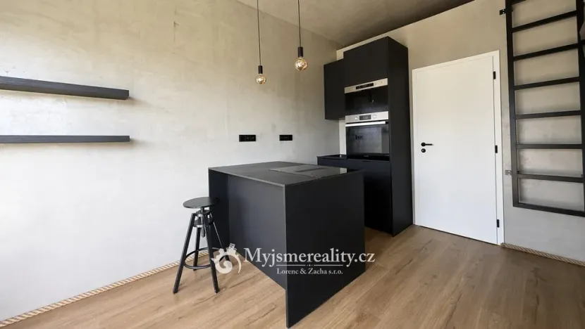 Prodej - jiné, Znojmo, 25 m2