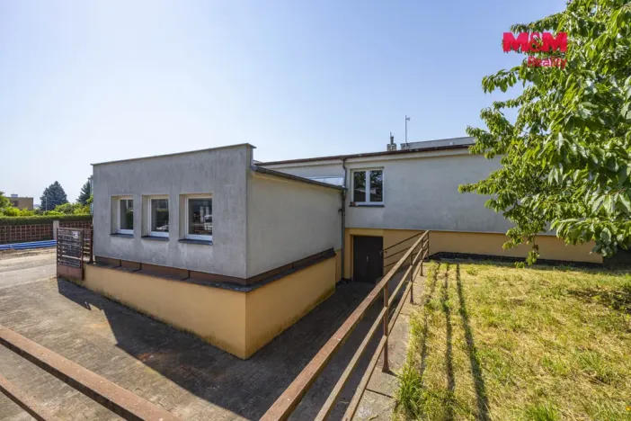 Prodej obchodního prostoru, Pardubice - Zelené Předměstí, Mikulovická, 330 m2
