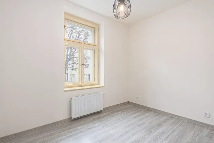 Pronájem bytu 2+kk, Praha - Vršovice, Košická, 29 m2