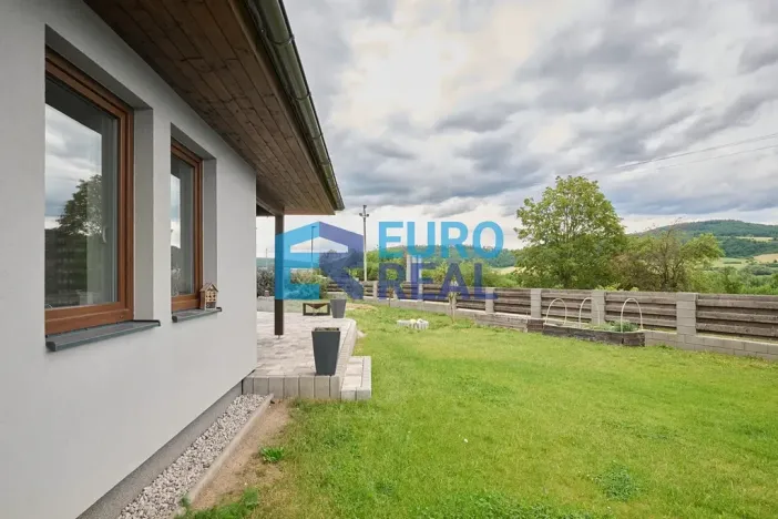 Prodej rodinného domu, Bavoryně, 125 m2