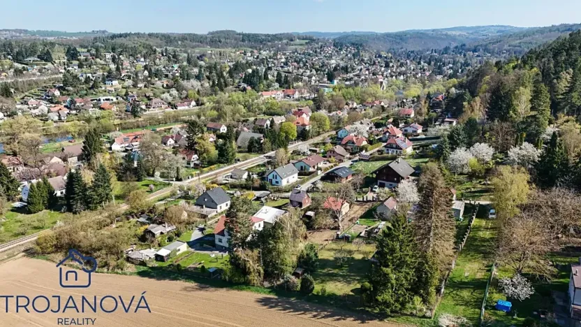 Prodej pozemku pro bydlení, Lštění, K zastávce, 1249 m2