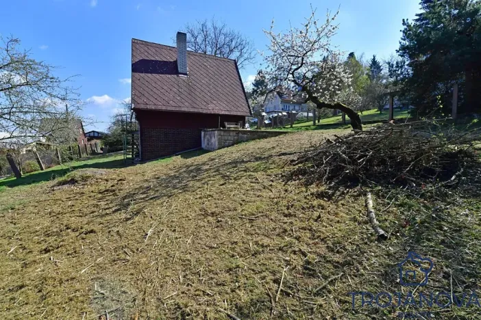 Prodej pozemku pro bydlení, Lštění, 713 m2