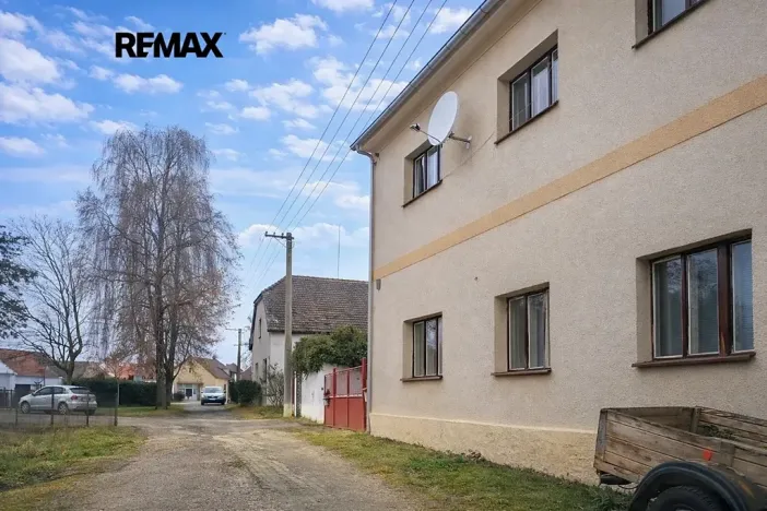 Prodej rodinného domu, Kozojedy, 240 m2