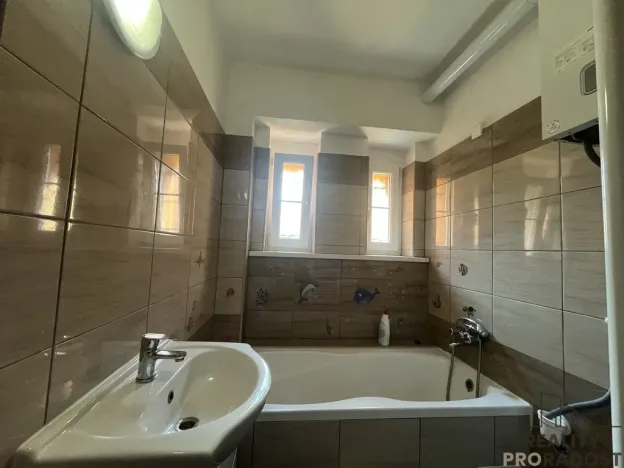 Pronájem bytu 2+1, Žatec, Husova, 77 m2