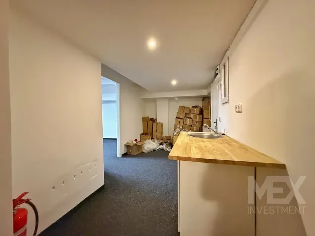Pronájem obchodního prostoru, Praha - Krč, Budějovická, 70 m2