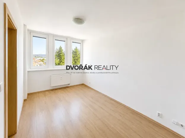 Pronájem bytu 2+kk, Karlík, K Třešňovce, 34 m2