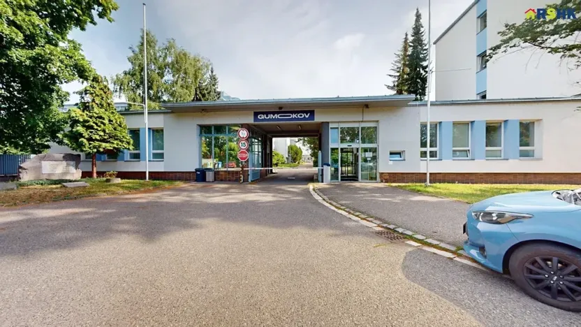 Pronájem kanceláře, Hradec Králové, Akademika Bedrny, 110 m2