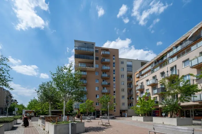 Pronájem bytu 2+kk, Praha - Hostivař, náměstí Přátelství, 55 m2