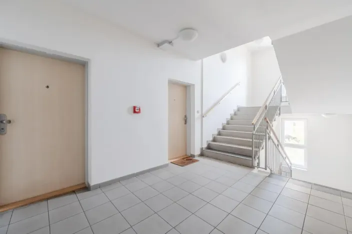 Pronájem bytu 2+kk, Praha - Hostivař, náměstí Přátelství, 55 m2