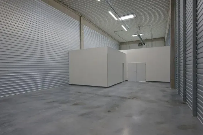 Pronájem obchodního prostoru, Praha - Malešice, Tiskařská, 205 m2