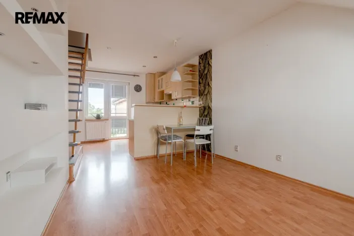 Pronájem bytu 3+kk, Hradec Králové - Kukleny, Zelená, 65 m2