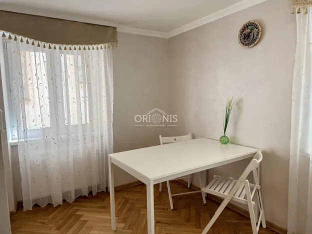 Prodej ubytování, Karlovy Vary, Zámecký vrch, 351 m2