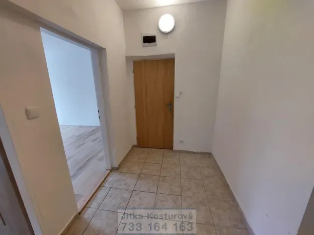 Pronájem bytu 2+kk, Krnov - Pod Cvilínem, Textilní, 42 m2