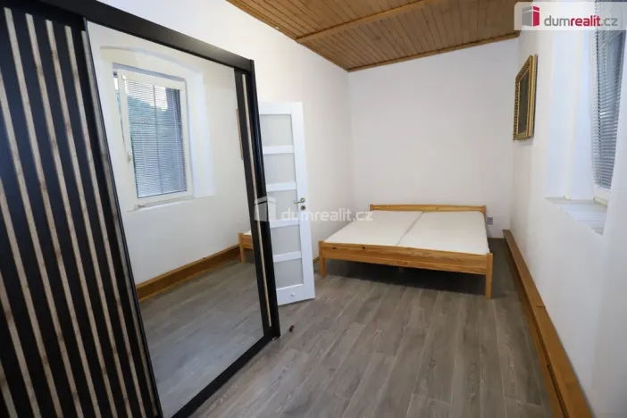 Pronájem bytu 2+1, Loket, Revoluční, 70 m2