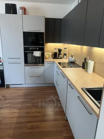 Prodej bytu 2+kk, Unhošť, Karla Čapka, 40 m2