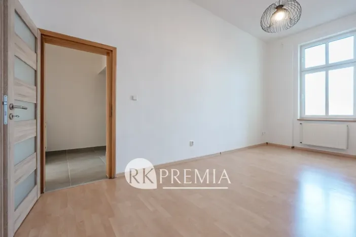 Pronájem bytu 2+1, Teplice, Školní, 66 m2