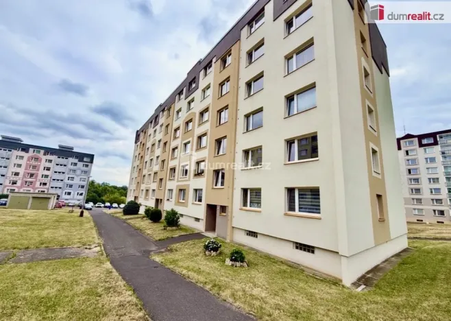 Pronájem bytu 1+1, Krupka - Maršov, Šeříková, 36 m2