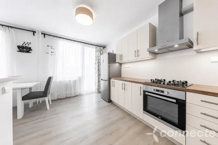 Prodej bytu 3+kk, Králův Dvůr, Nad Stadionem, 93 m2