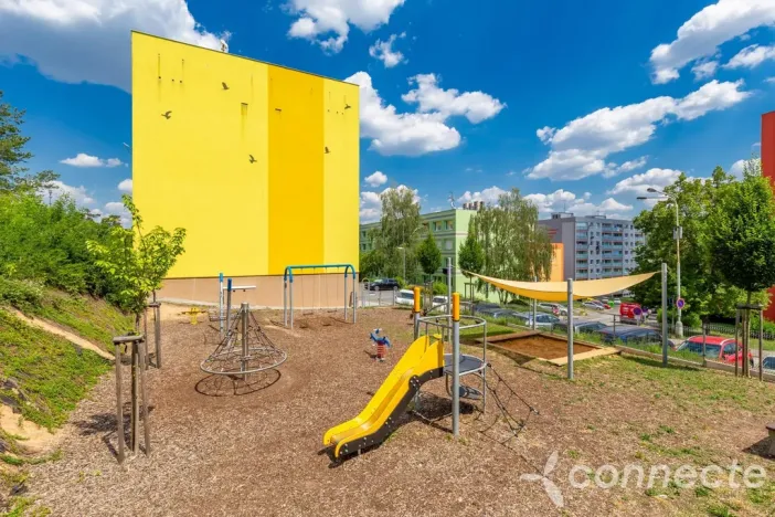 Prodej bytu 3+kk, Králův Dvůr, Nad Stadionem, 93 m2