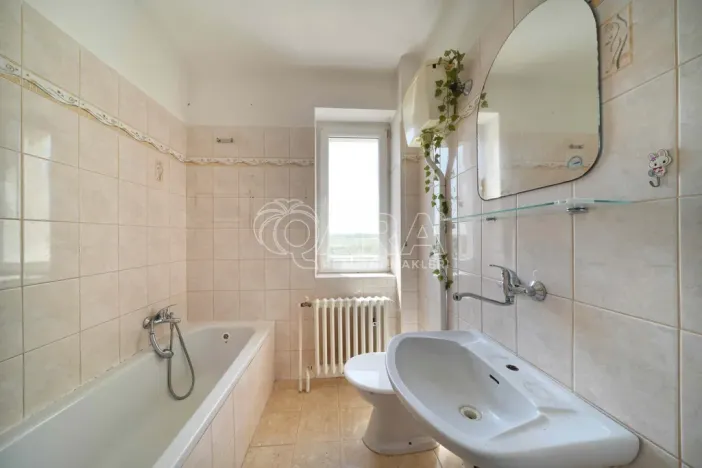 Prodej rodinného domu, Kosoř, Dolejší, 395 m2
