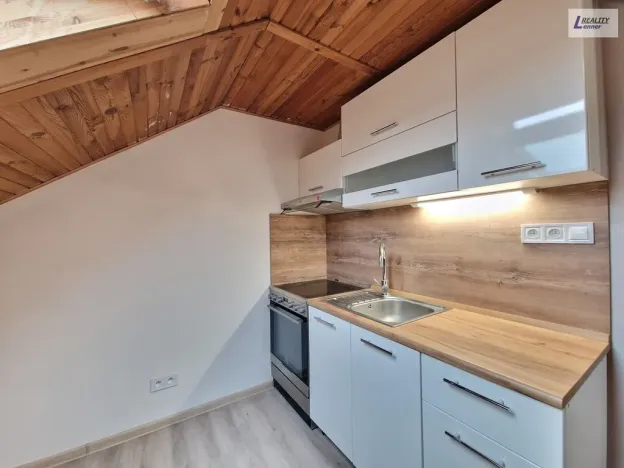 Pronájem bytu 2+kk, Láz, 54 m2