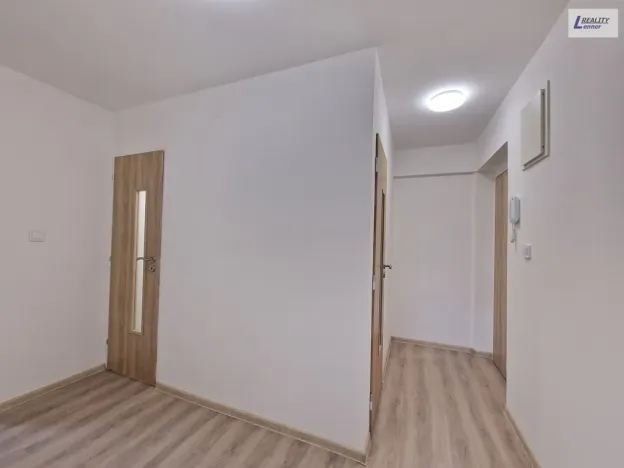 Pronájem bytu 2+kk, Láz, 54 m2