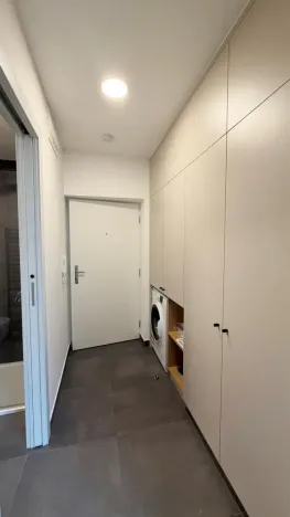 Pronájem bytu 1+kk, Praha - Strašnice, Strančická, 33 m2