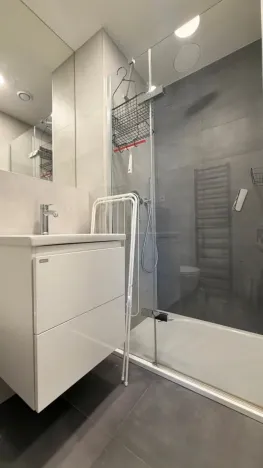 Pronájem bytu 1+kk, Praha - Strašnice, Strančická, 33 m2