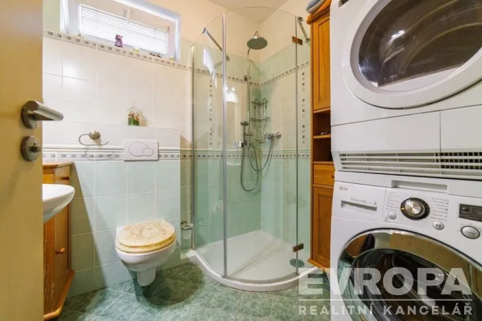 Prodej rodinného domu, Líbeznice, Zlonínská, 184 m2