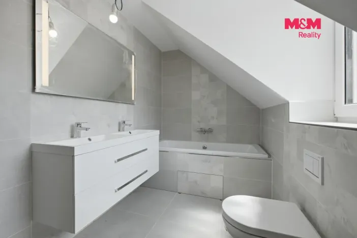 Prodej rodinného domu, Kladno - Švermov, 104 m2