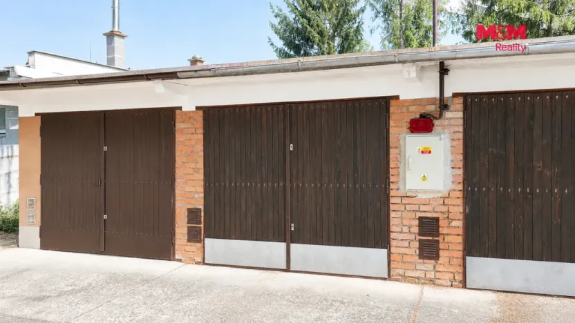Prodej garáže, Zlín, Partyzánská, 18 m2