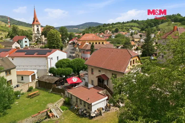 Prodej rodinného domu, Velké Žernoseky, 438 m2