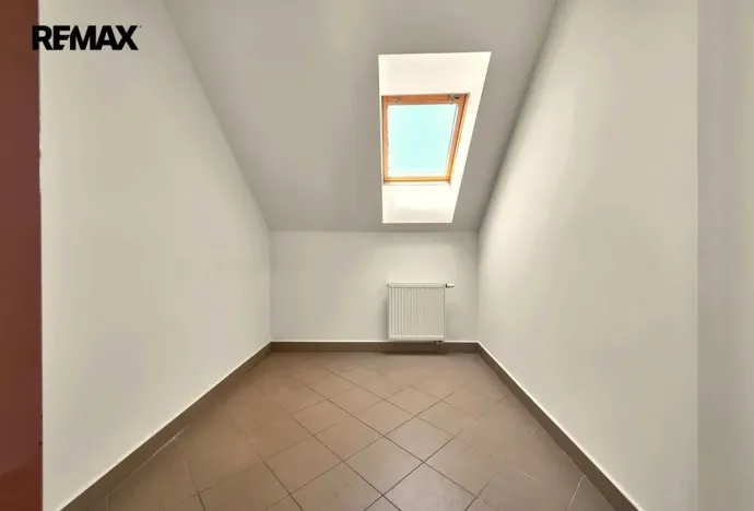 Prodej kanceláře, Hradec Králové - Slezské Předměstí, Vážní, 289 m2