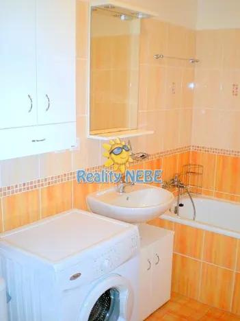 Pronájem bytu 1+kk, Praha - Horní Měcholupy, Boloňská, 41 m2